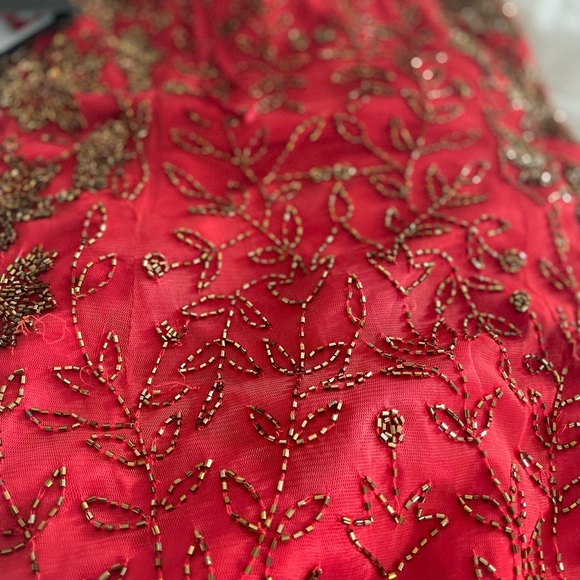 Lotus Thread Prom Gown - Picture 5 of 5